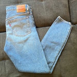 Levi’s 501 Skinny High Rise Button Fly Distressed Size 28 Length 30 EUC